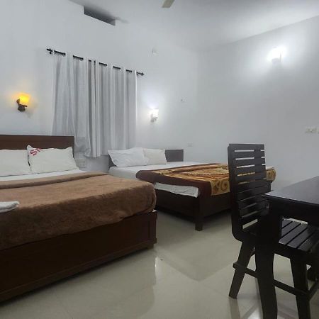 Pkn Homestay Thekkady Kumily Экстерьер фото