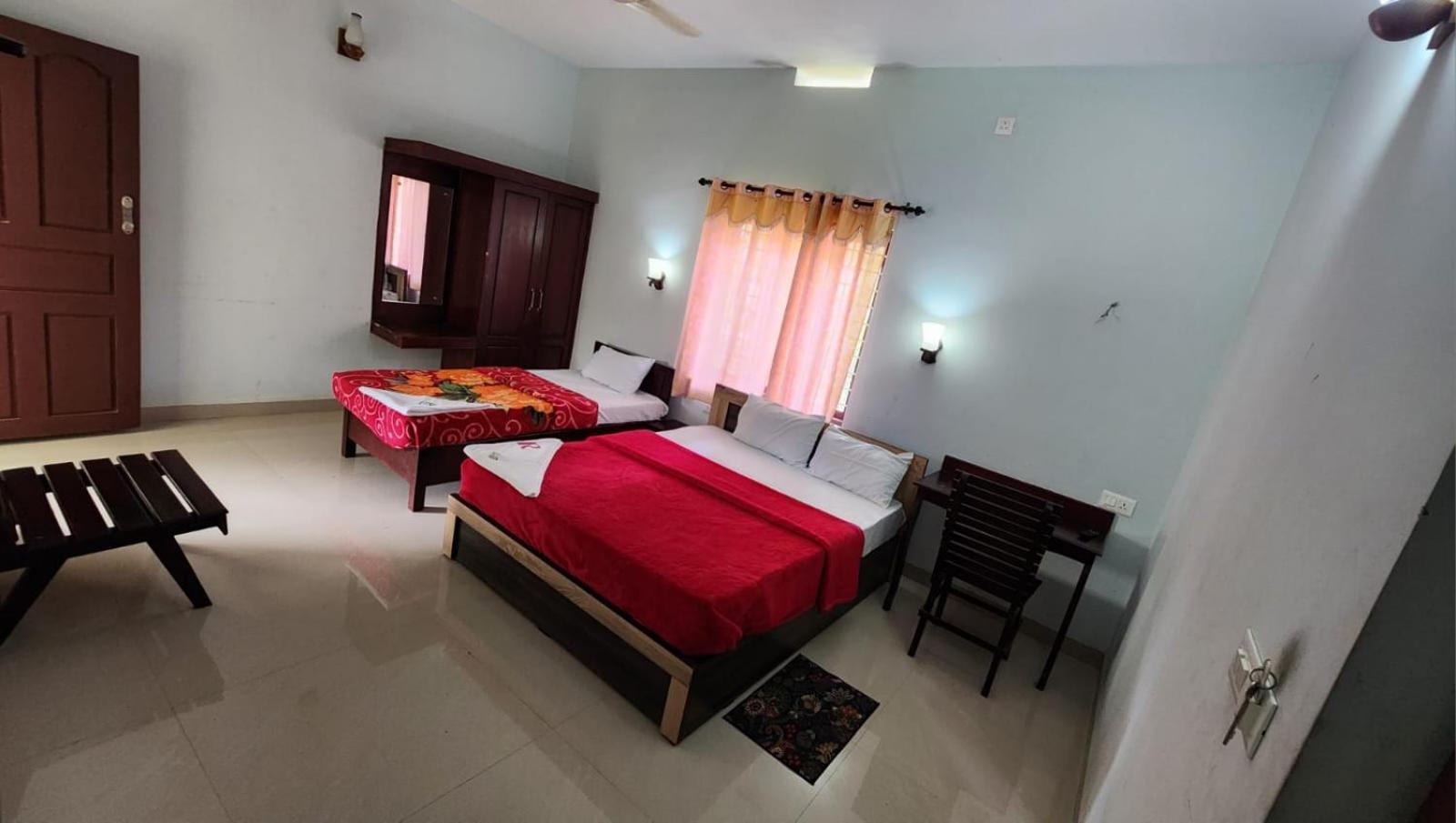 Pkn Homestay Thekkady Kumily Экстерьер фото