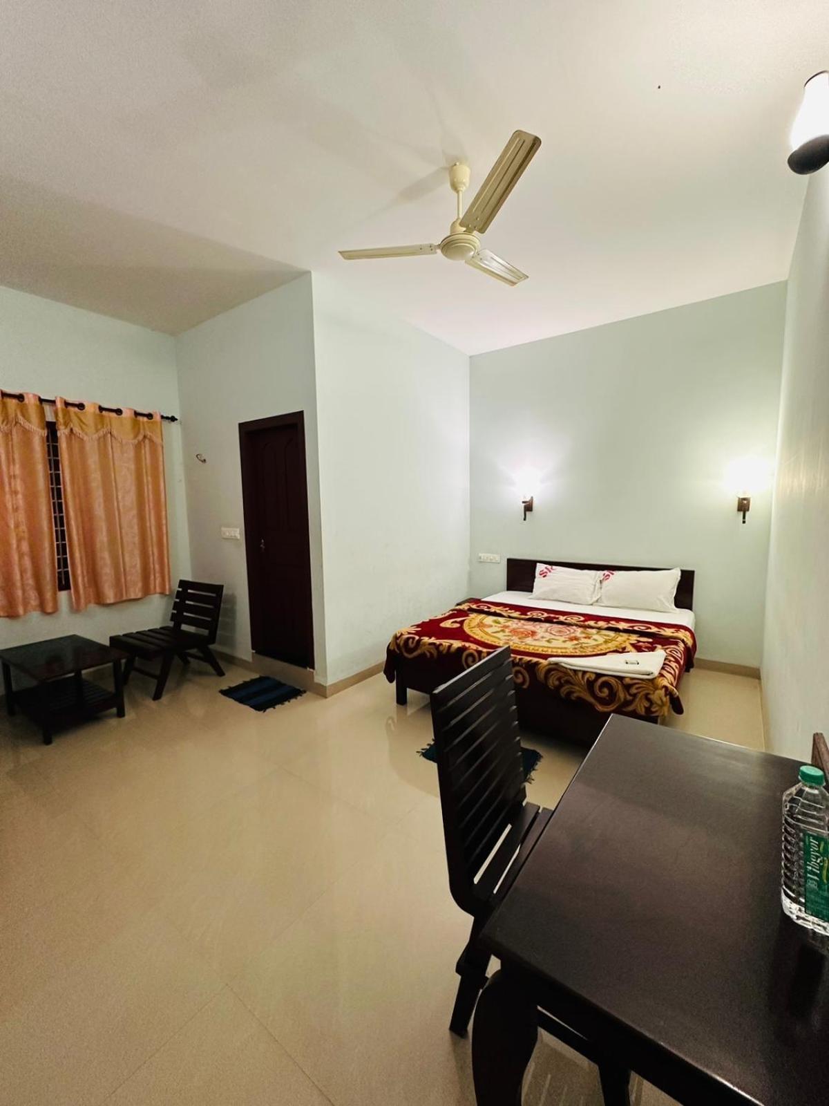 Pkn Homestay Thekkady Kumily Экстерьер фото